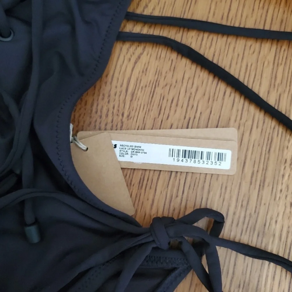 SKIMS Lace Up Monokini M